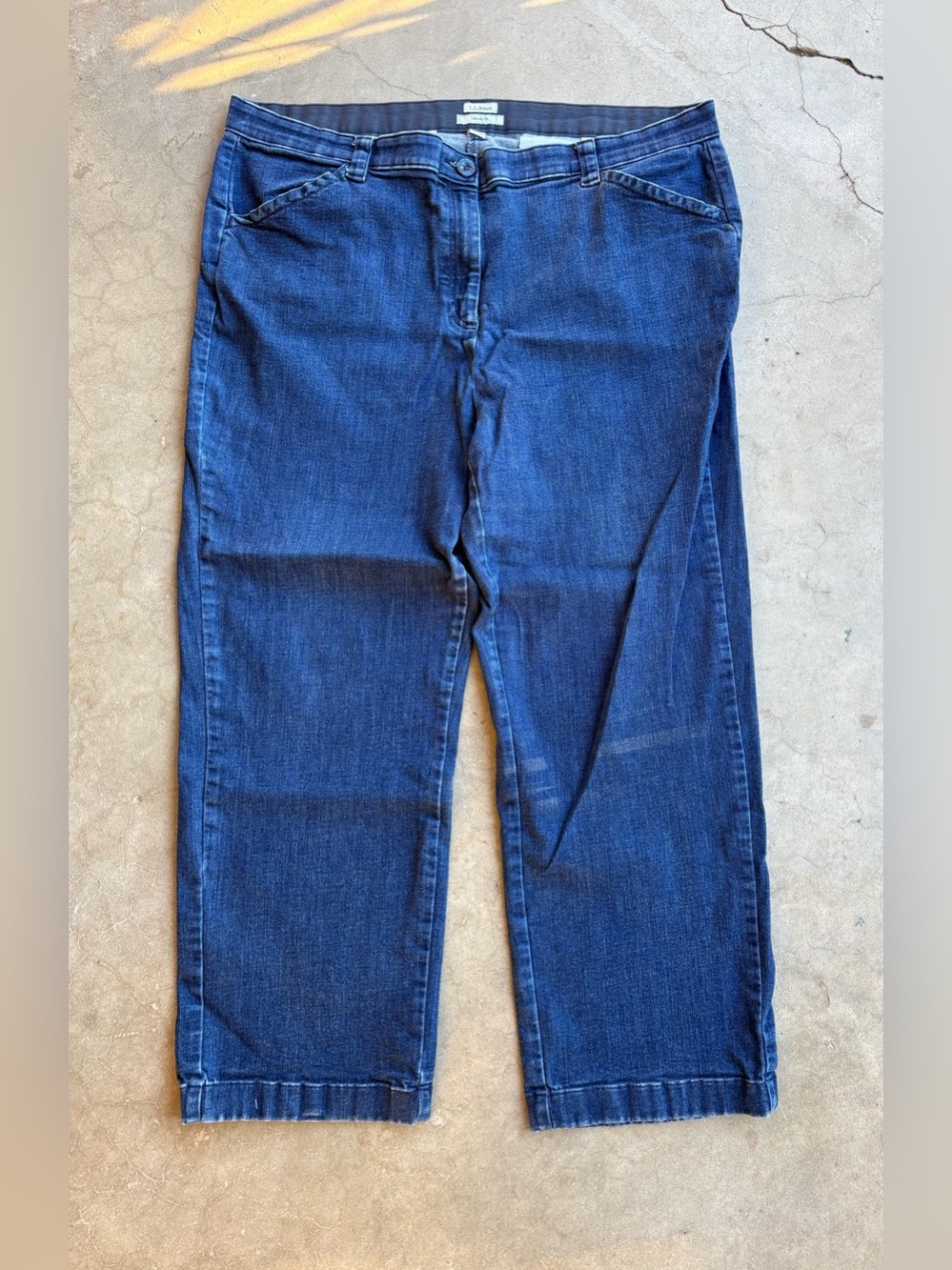 L.L. Bean True Shape Classic Fit Trouser Jeans Blue Stretch Plus Size 20W Reg